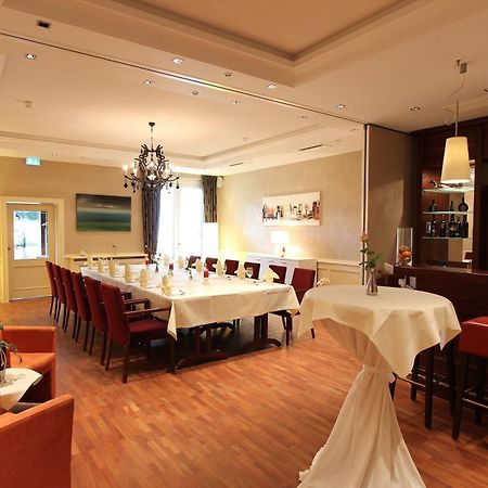 Akzent Hotel Jonathan يبستات المظهر الخارجي الصورة
