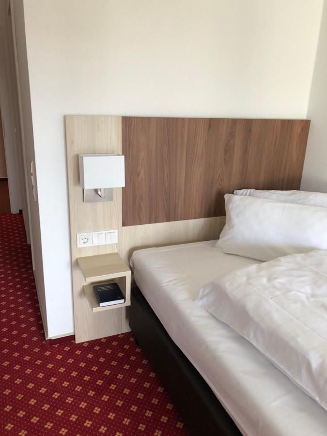 Akzent Hotel Jonathan يبستات المظهر الخارجي الصورة