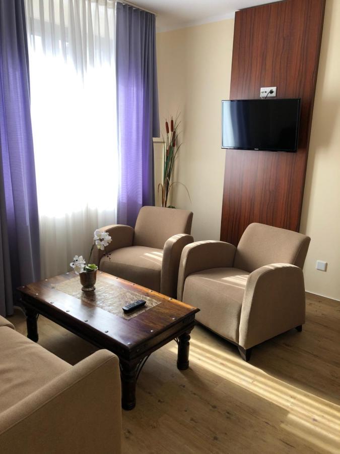 Akzent Hotel Jonathan يبستات المظهر الخارجي الصورة