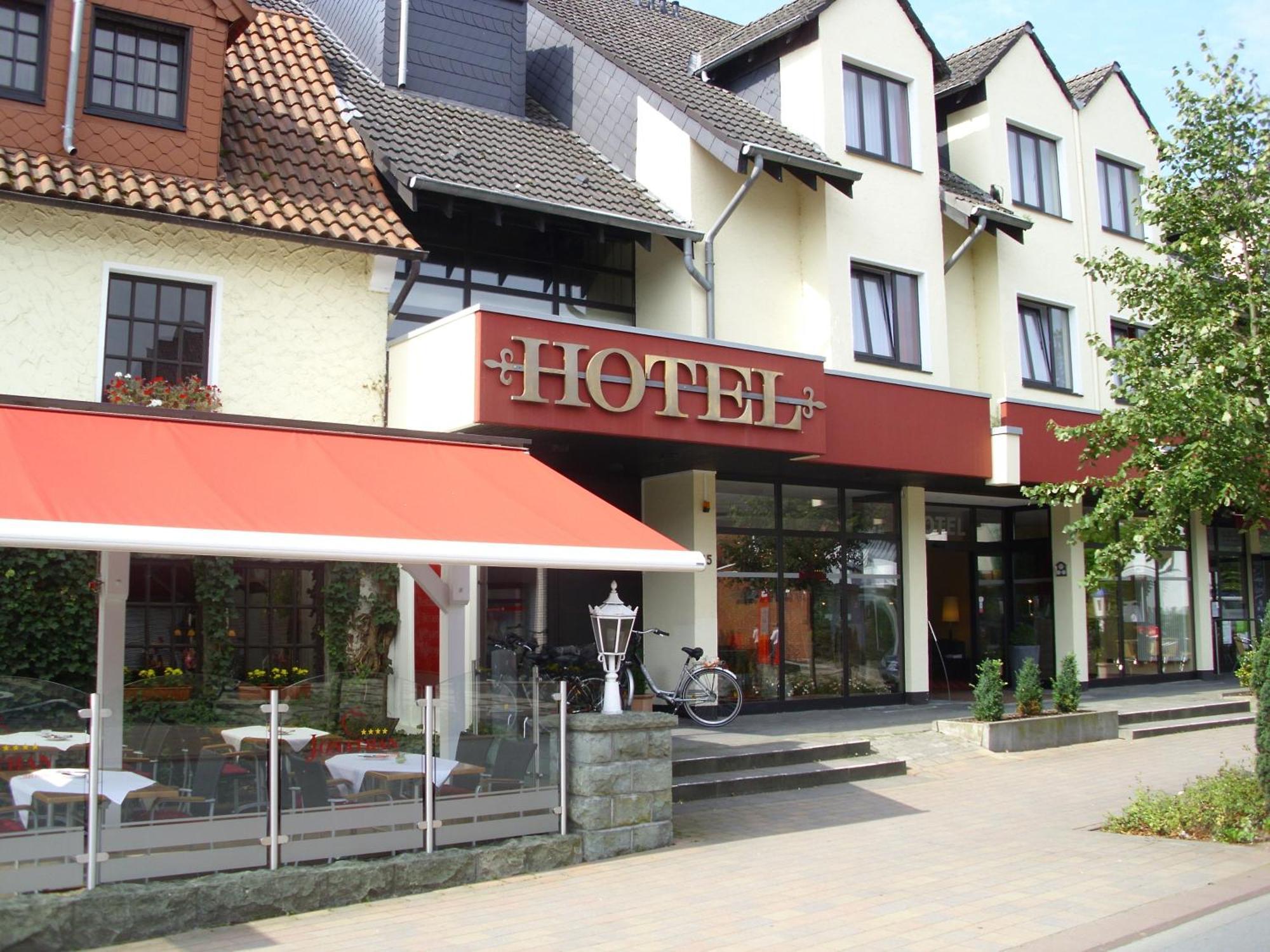 Akzent Hotel Jonathan يبستات المظهر الخارجي الصورة
