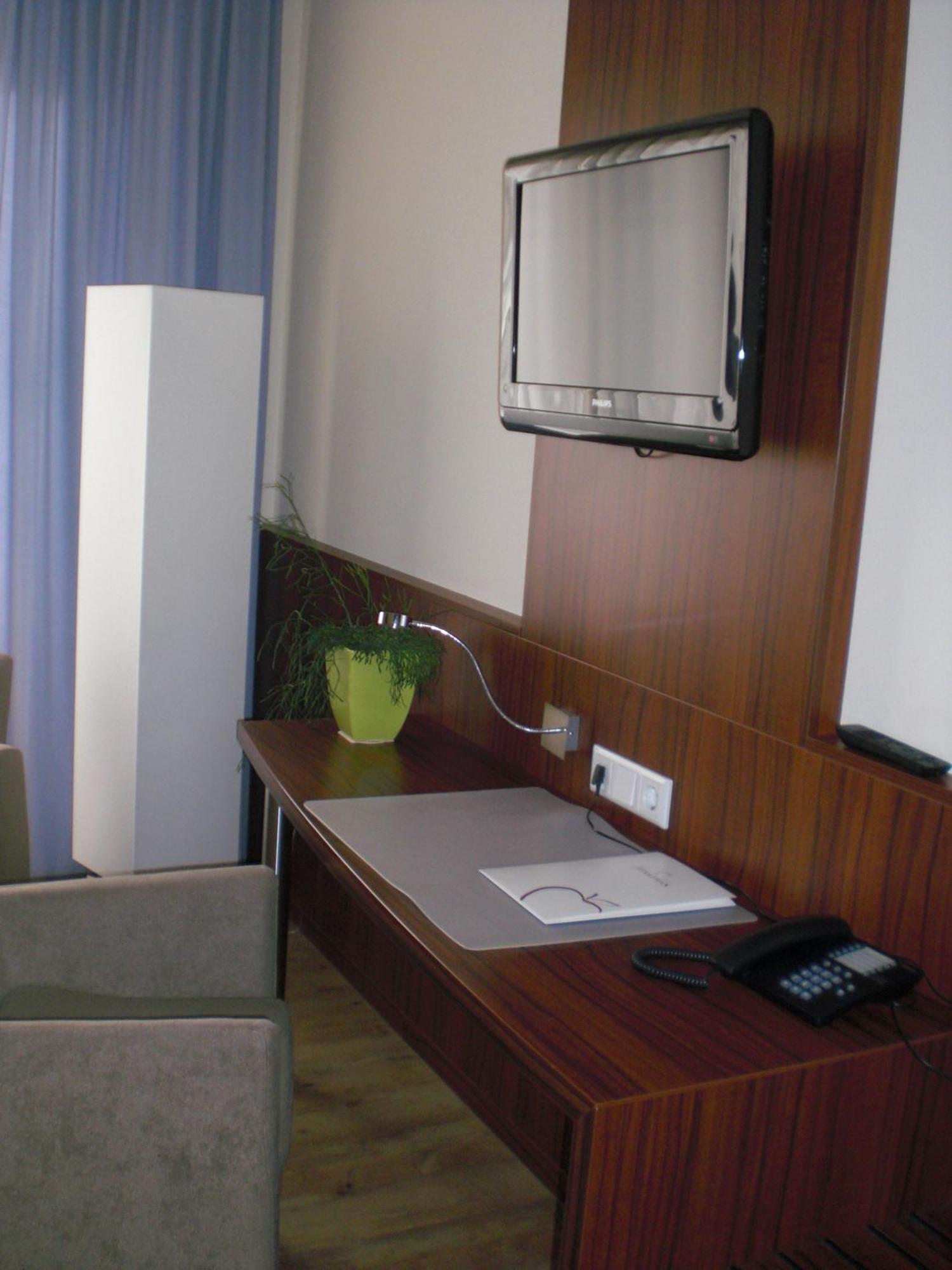 Akzent Hotel Jonathan يبستات المظهر الخارجي الصورة